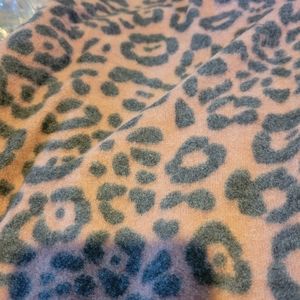 Pink/grey soft leggings